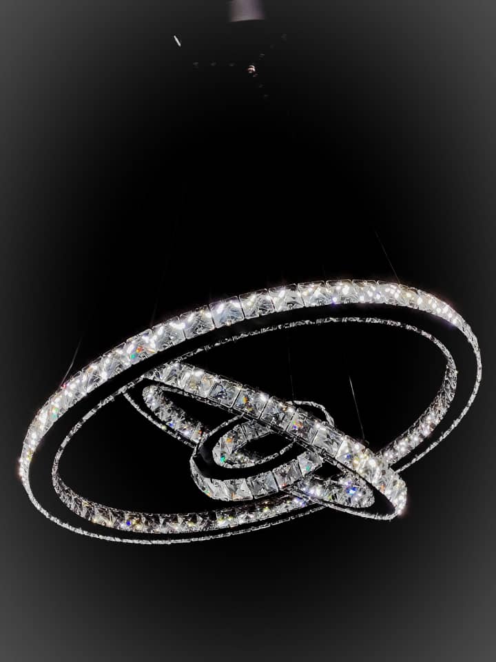 تولید و فروش عمده و تک لوستر مدرن نورانیوم در شهرک صنعتی قرچک